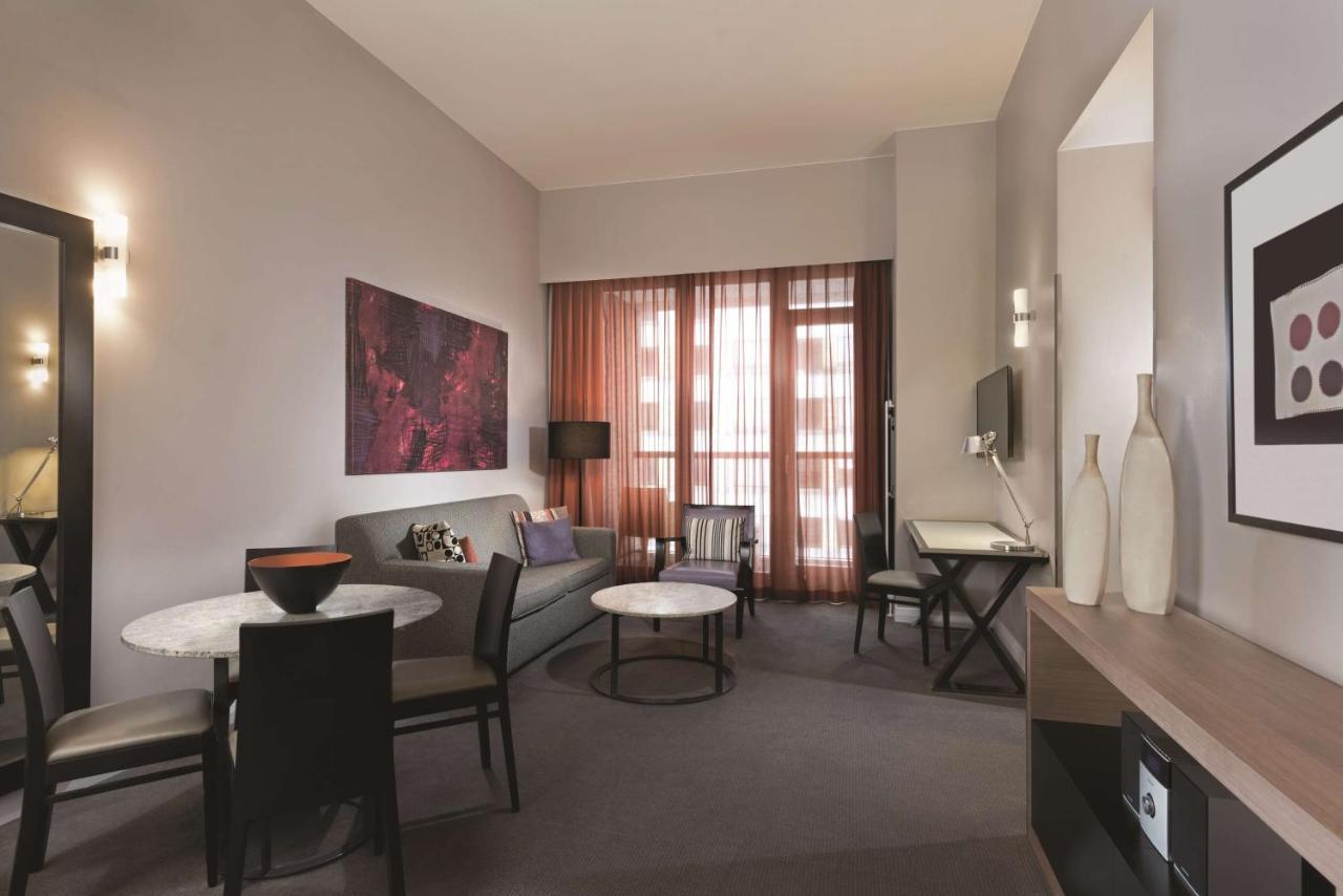 Adina Apartment Hotel Berlin Checkpoint Charlie Esterno foto